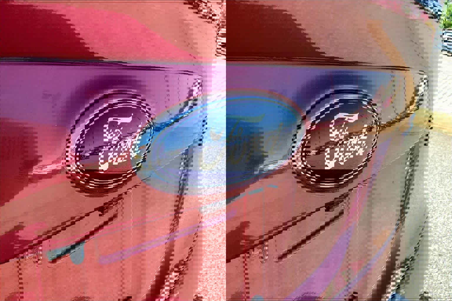 Used 2016 Ford Escape SE w/ Equipment Group 201A image 10