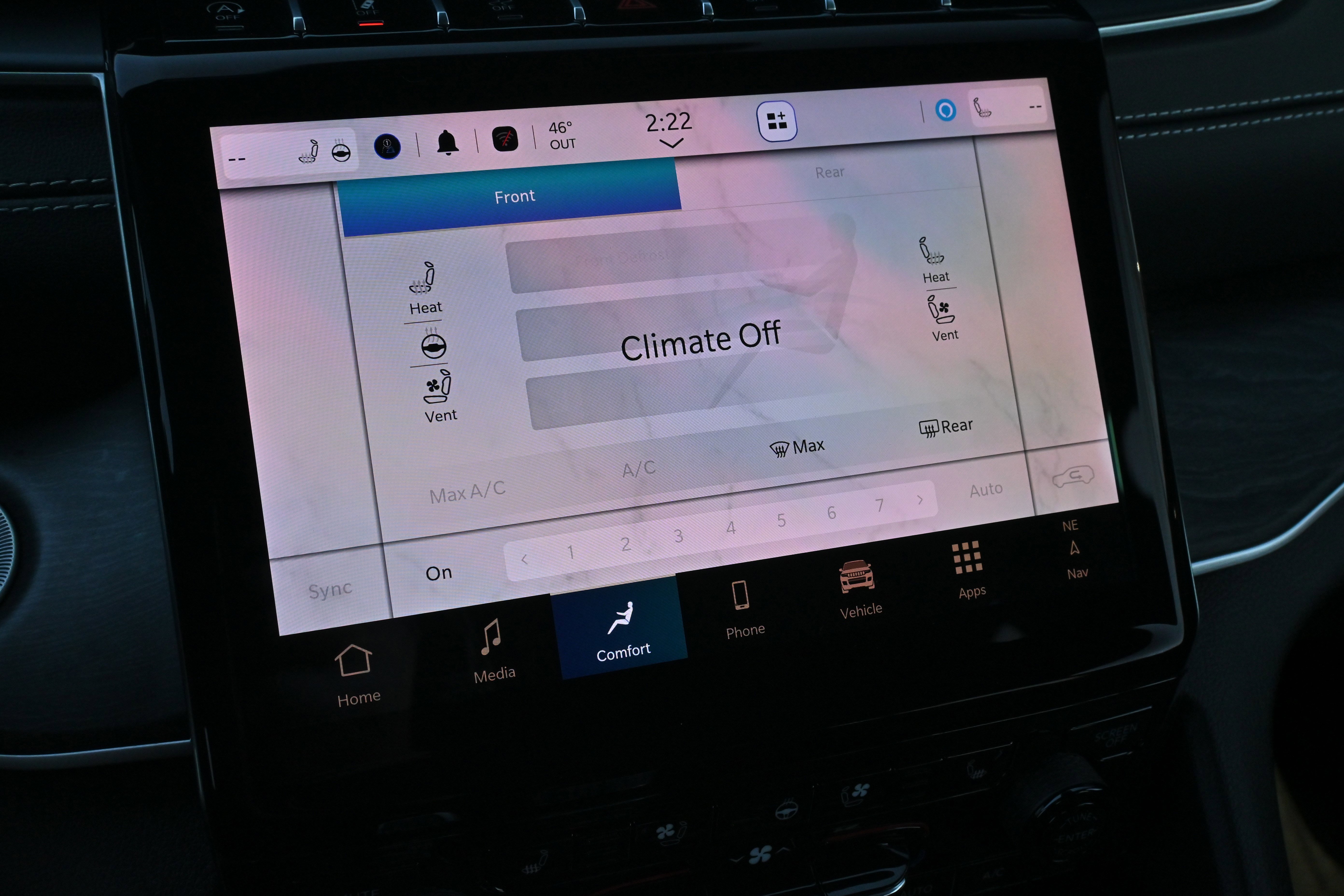 Used 2025 Jeep Grand Cherokee L Limited w/ Luxury Tech Group II image 23