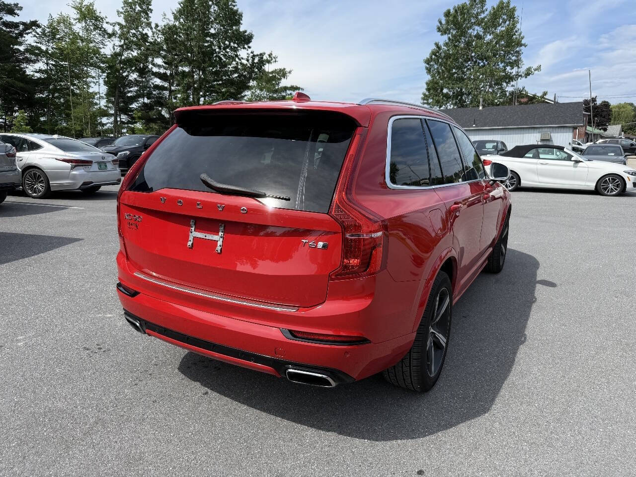 Used 2016 Volvo XC90 T6 R-Design w/ Protection Package Plus AWD/4WD image 27