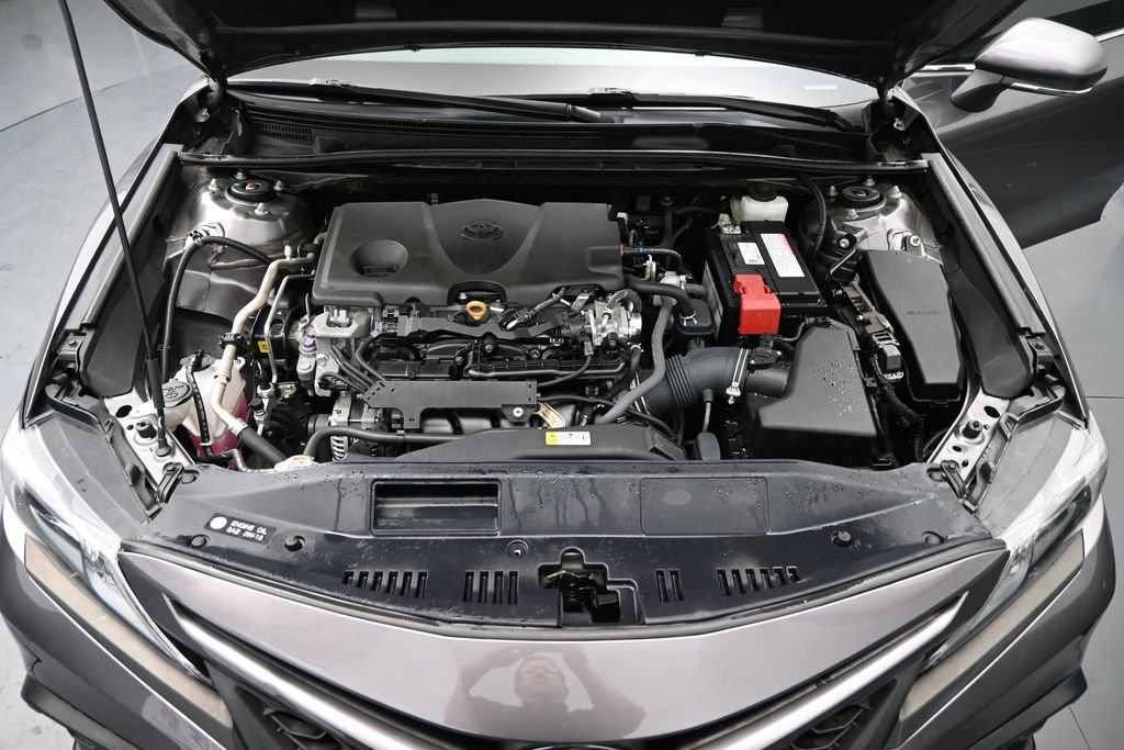 Used 2022 Toyota Camry SE FWD image 14