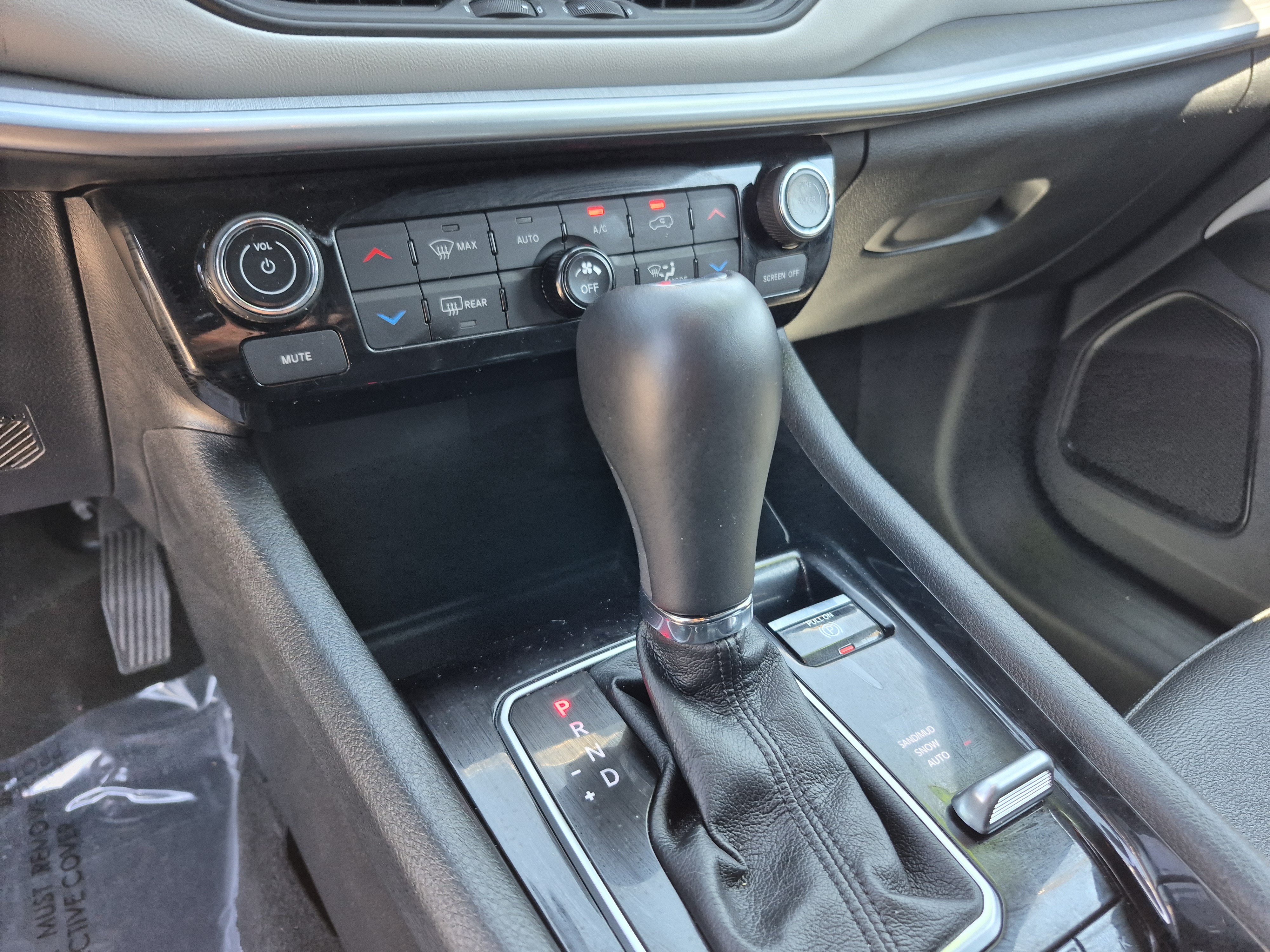 Used 2025 Jeep Compass Limited AWD/4WD image 12