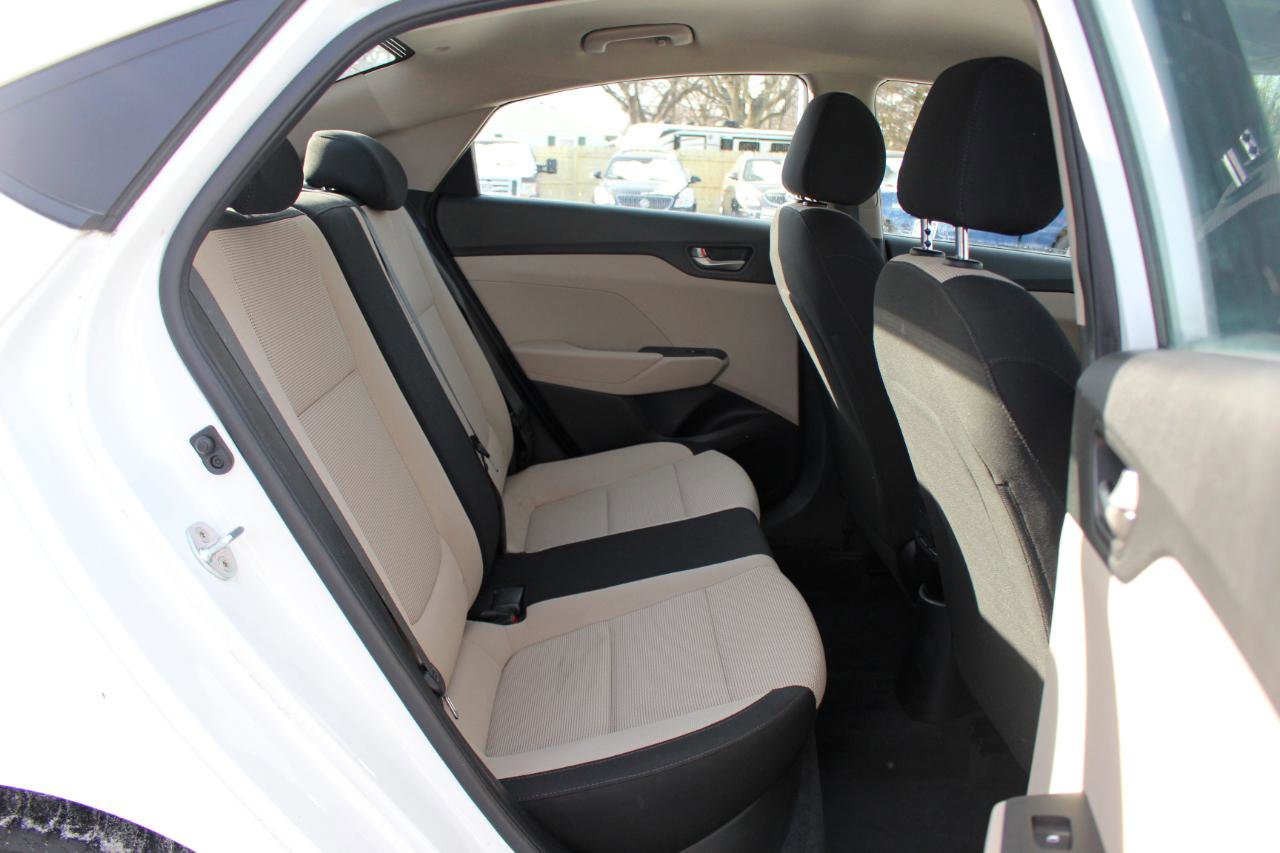 Used 2019 Hyundai Accent SE image 32