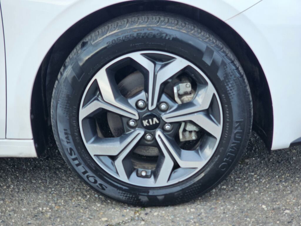 Used 2019 Kia Forte LXS image 8