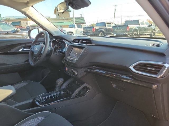 Certified 2023 Chevrolet TrailBlazer LT FWD image 32