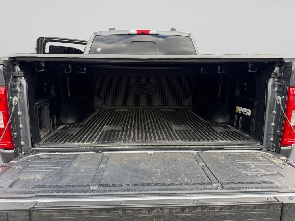 Used 2022 Ford F150 XLT w/ Equipment Group 302A High AWD/4WD image 19