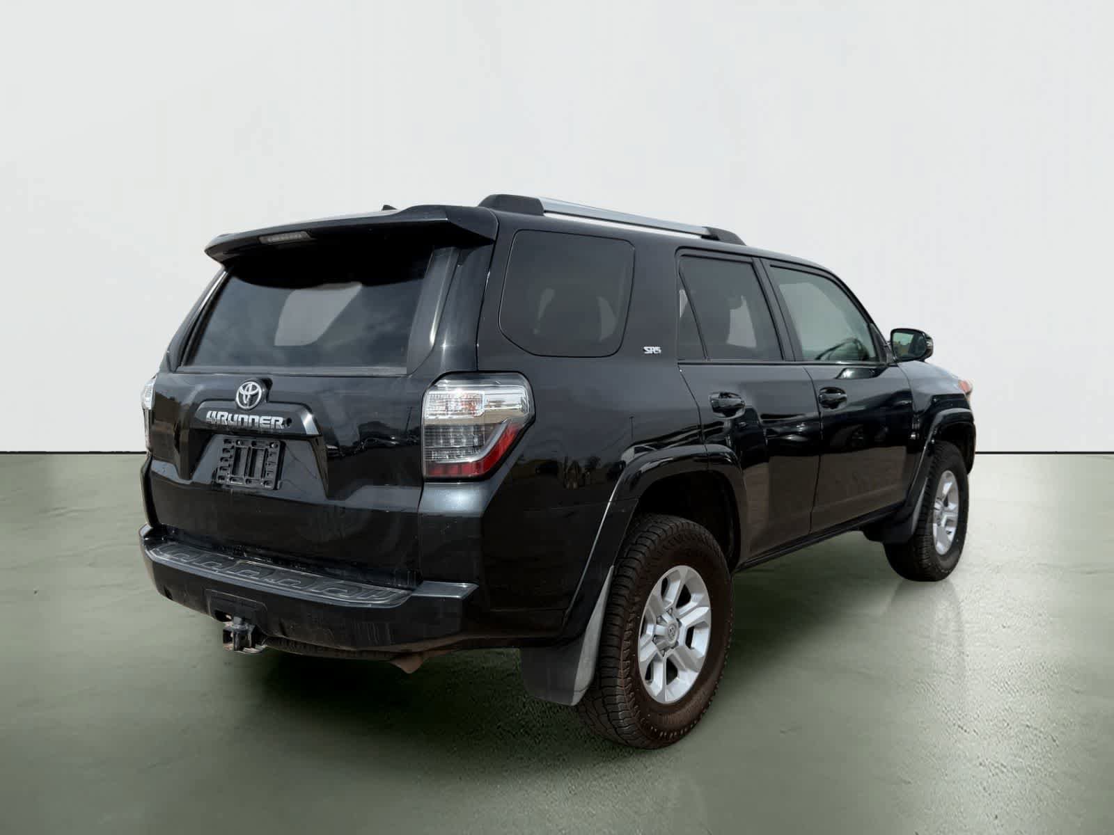 Used 2019 Toyota 4Runner SR5 Premium image 5