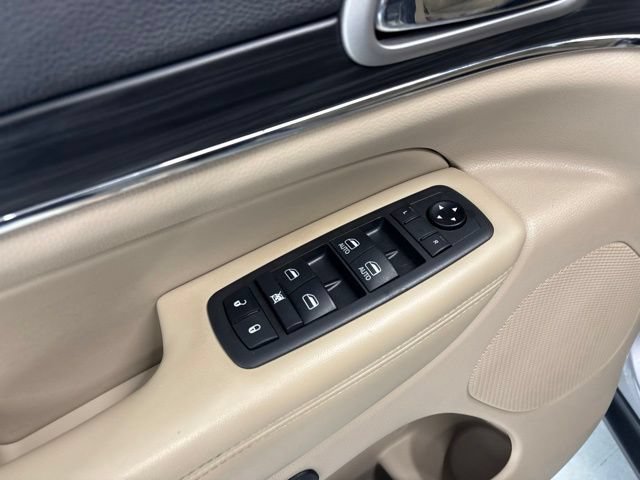 Used 2021 Jeep Grand Cherokee Limited w/ Trailer Tow Group IV AWD/4WD image 19