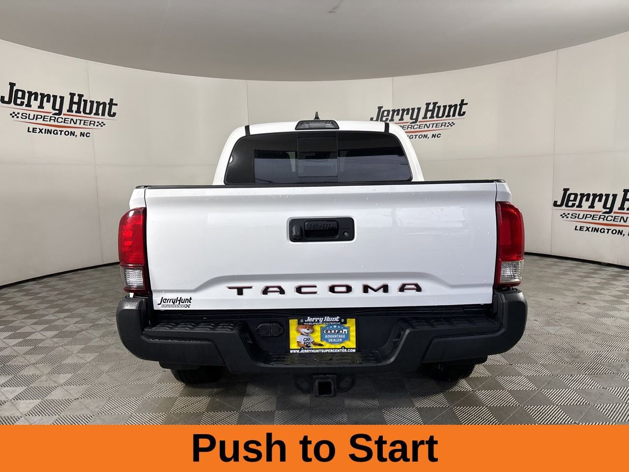 Used 2019 Toyota Tacoma TRD Off-Road image 7