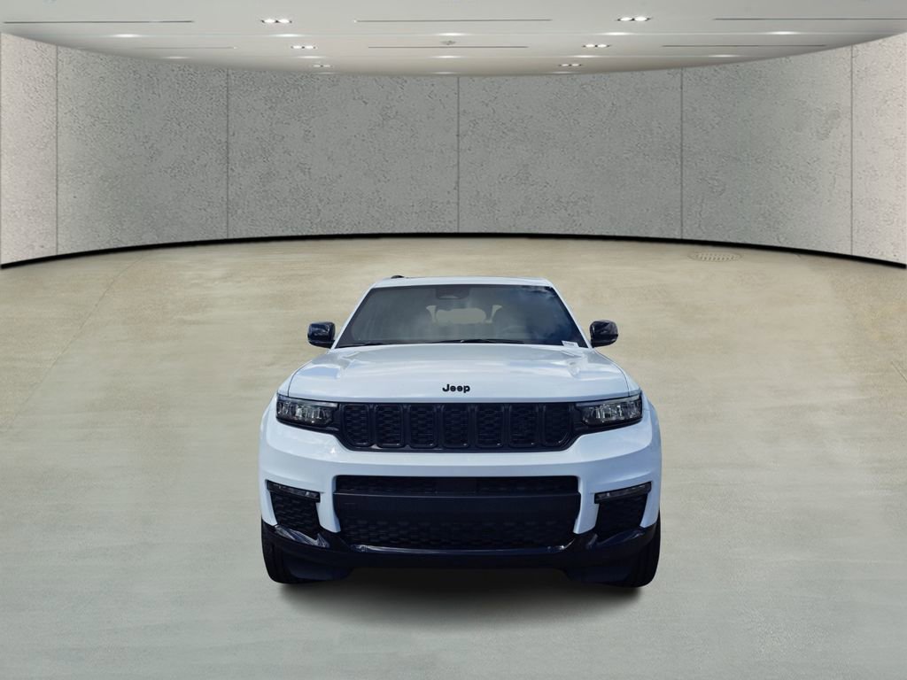 New 2025 Jeep Grand Cherokee L Limited w/ Black Appearance Package image 2