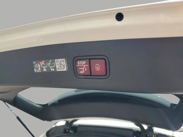 Certified 2025 Mercedes-Benz GLC 300 image 49