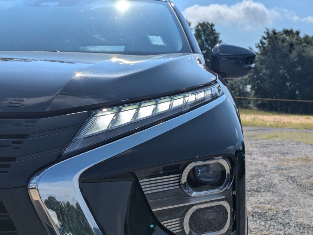 Used 2026 Mitsubishi Eclipse Cross LE AWD/4WD image 9
