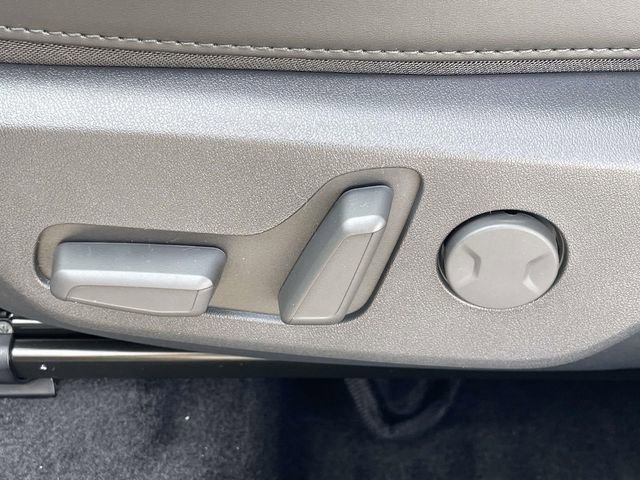 New 2026 Kia Niro SX Touring image 29