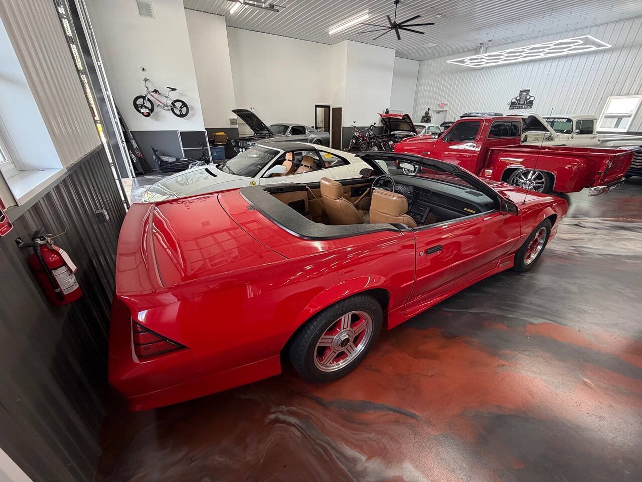 Used 1991 Chevrolet Camaro Z28 RWD image 26