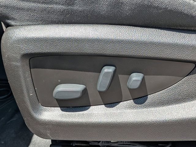 Used 2018 Chevrolet Silverado 1500 LT w/ All Star Edition AWD/4WD image 20