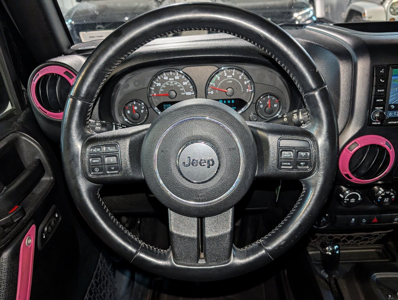 Used 2015 Jeep Wrangler Unlimited Sahara w/ Dual Top Group image 31