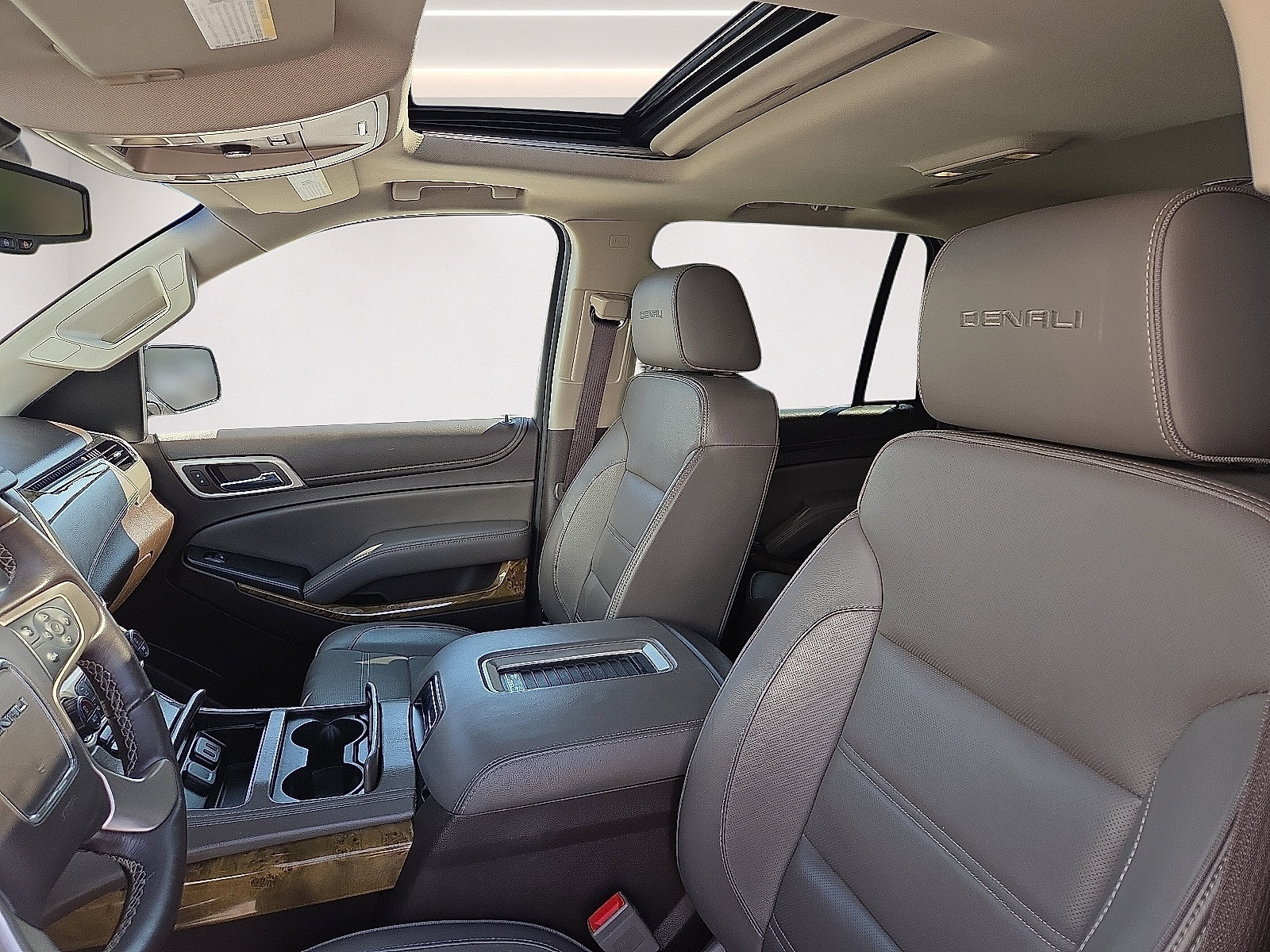 Certified 2017 GMC Yukon Denali AWD/4WD image 9