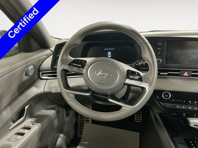 Certified 2025 Hyundai Elantra Sport image 13