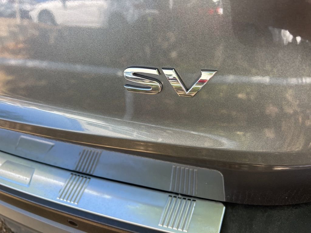 Used 2023 Nissan Rogue SV image 15