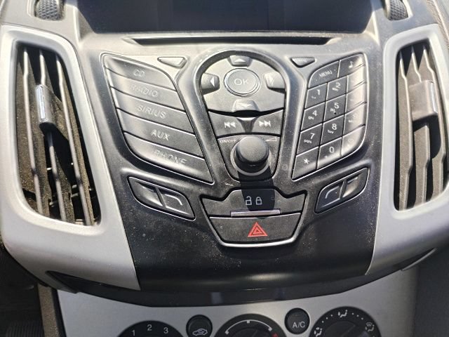 Used 2013 Ford Focus SE FWD image 17