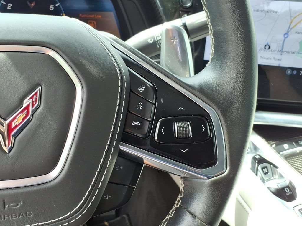 Used 2022 Chevrolet Corvette Stingray Premium Conv w/ Z51 Performance Package RWD image 18