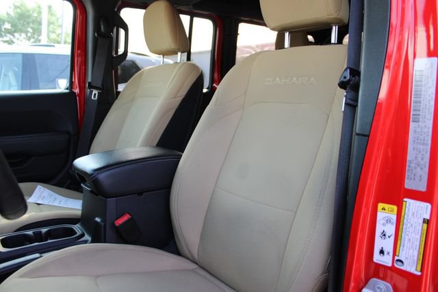 Used 2020 Jeep Wrangler Unlimited Sahara AWD/4WD image 20