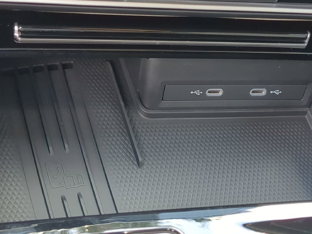 New 2026 Volkswagen Atlas SE FWD image 26