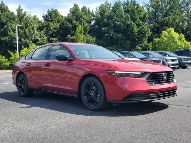 Used 2025 Honda Accord SE image 3