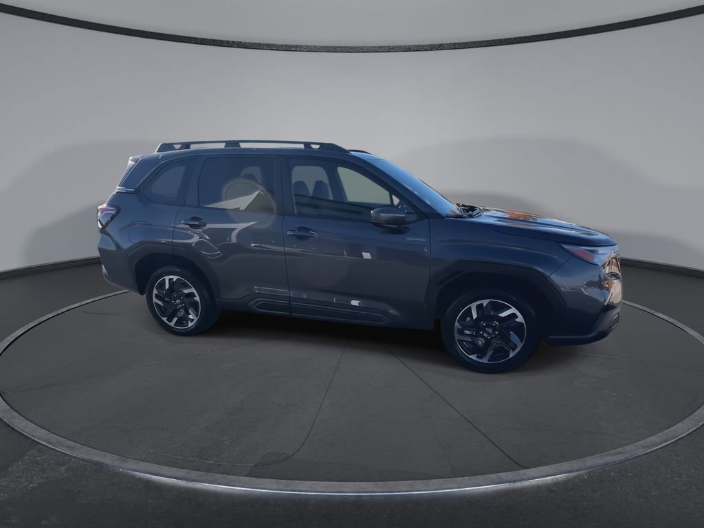 Certified 2025 Subaru Forester Limited image 2