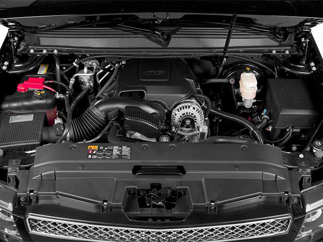 Used 2014 Chevrolet Suburban LT RWD image 23