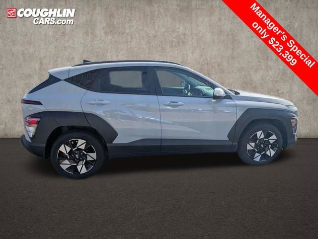 Certified 2025 Hyundai Kona SEL image 9