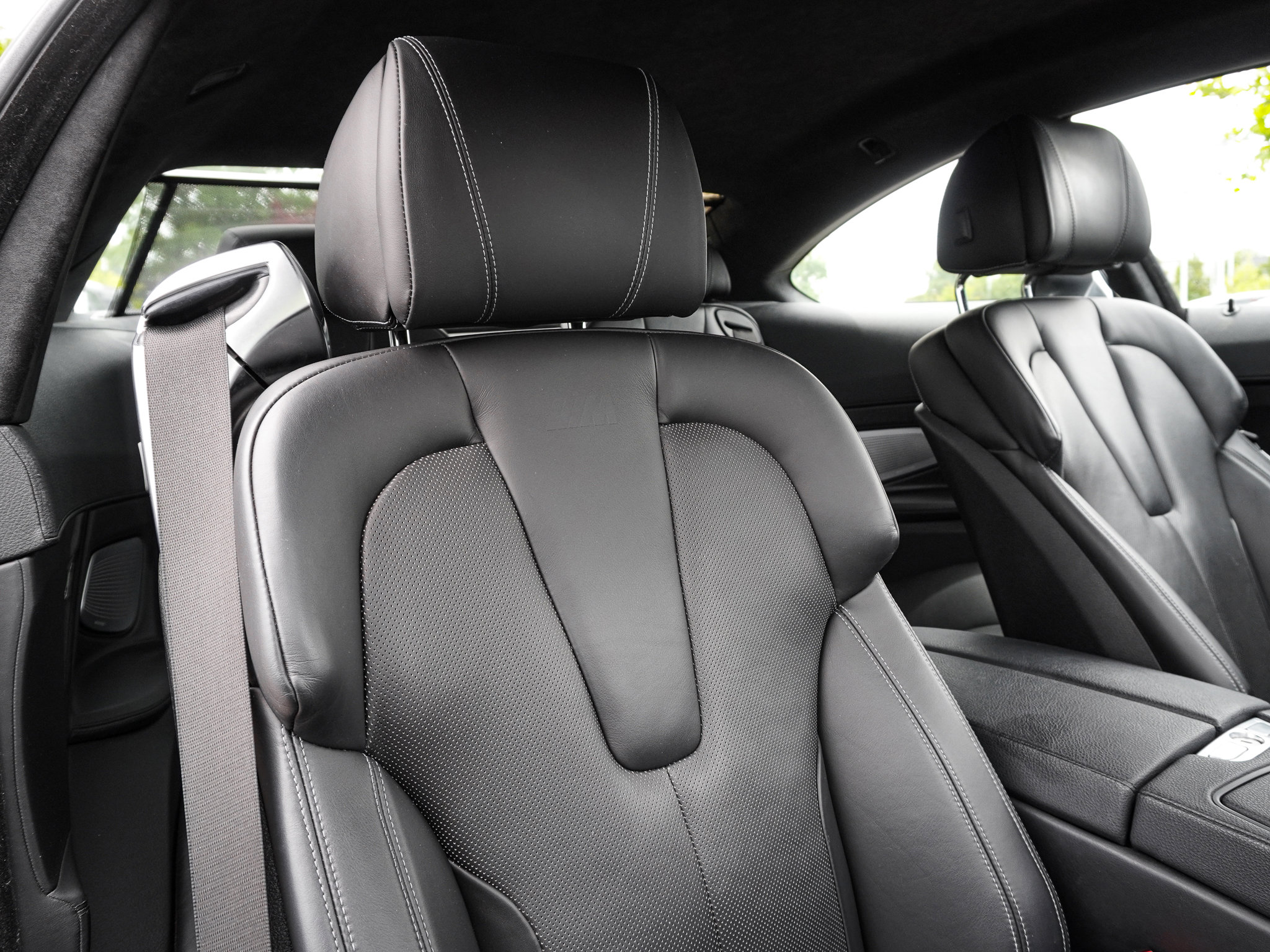 Used 2014 BMW M6 Coupe w/ Executive Package RWD image 33