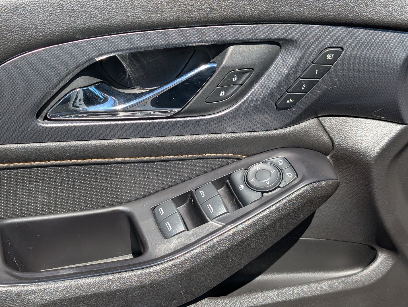 Used 2019 Chevrolet Traverse Premier AWD/4WD image 23