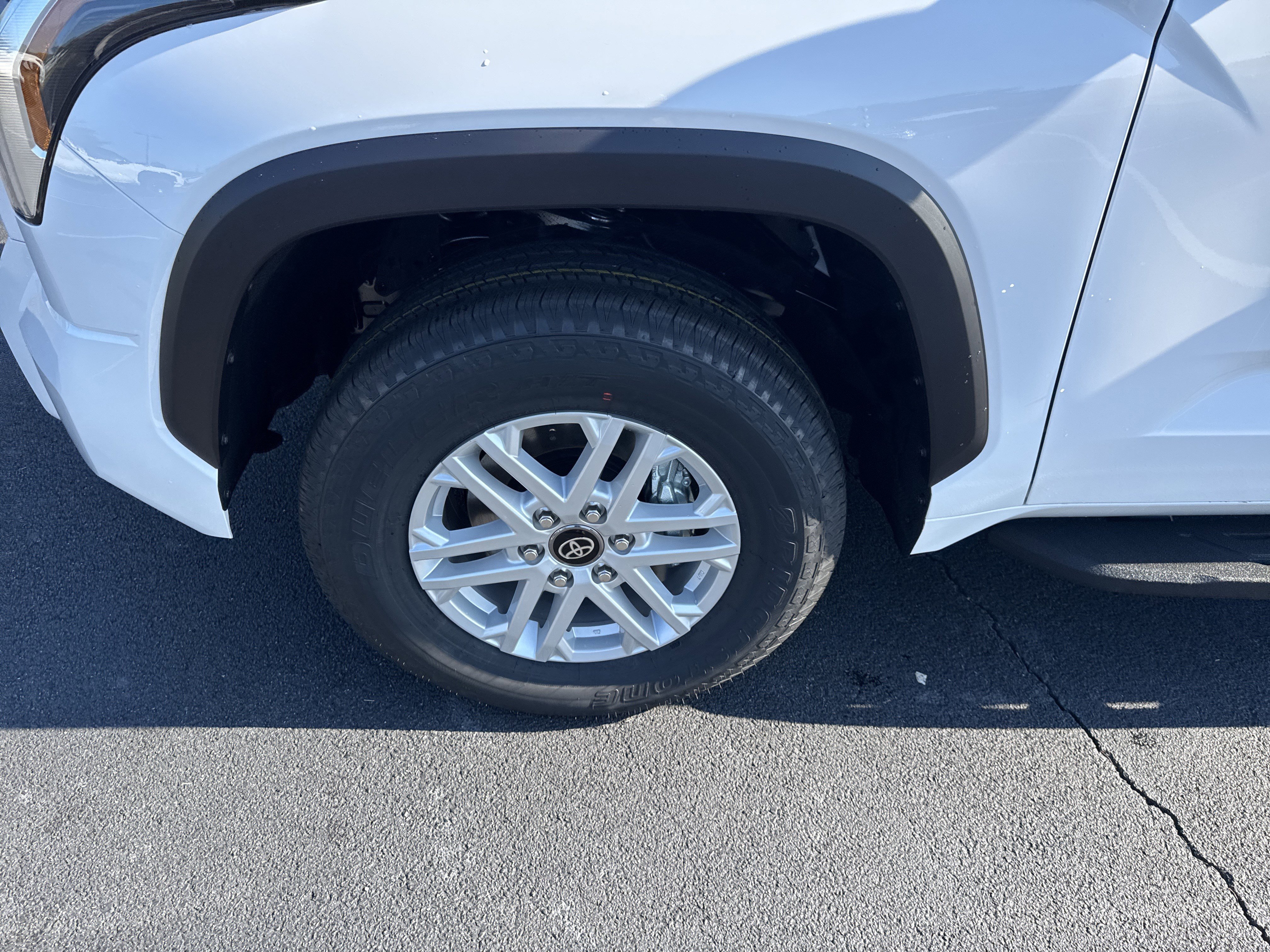 New 2026 Toyota Tundra SR5 image 9