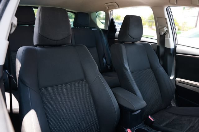 Used 2017 Toyota Corolla iM FWD image 19