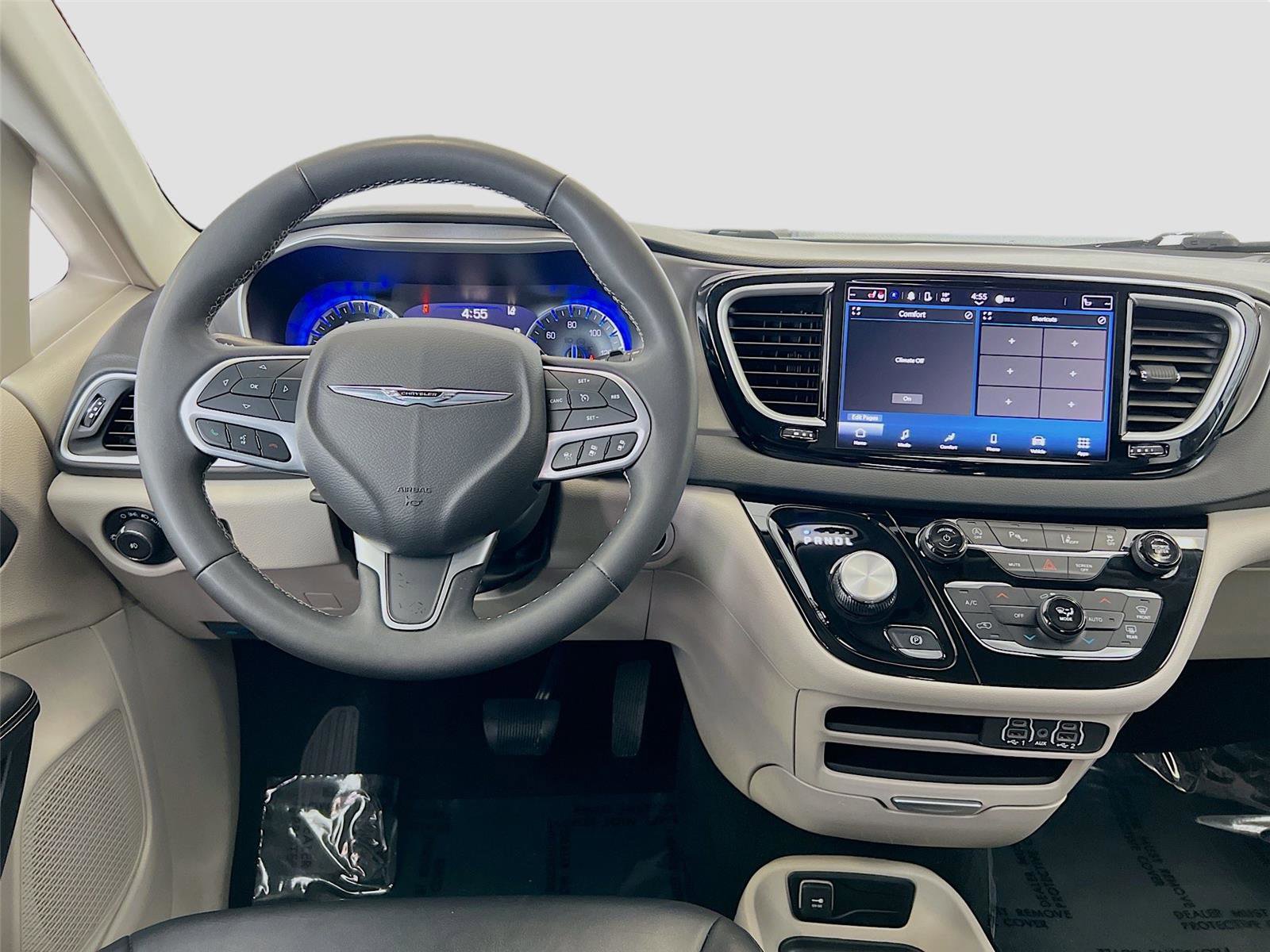 Used 2024 Chrysler Pacifica Touring-L image 22