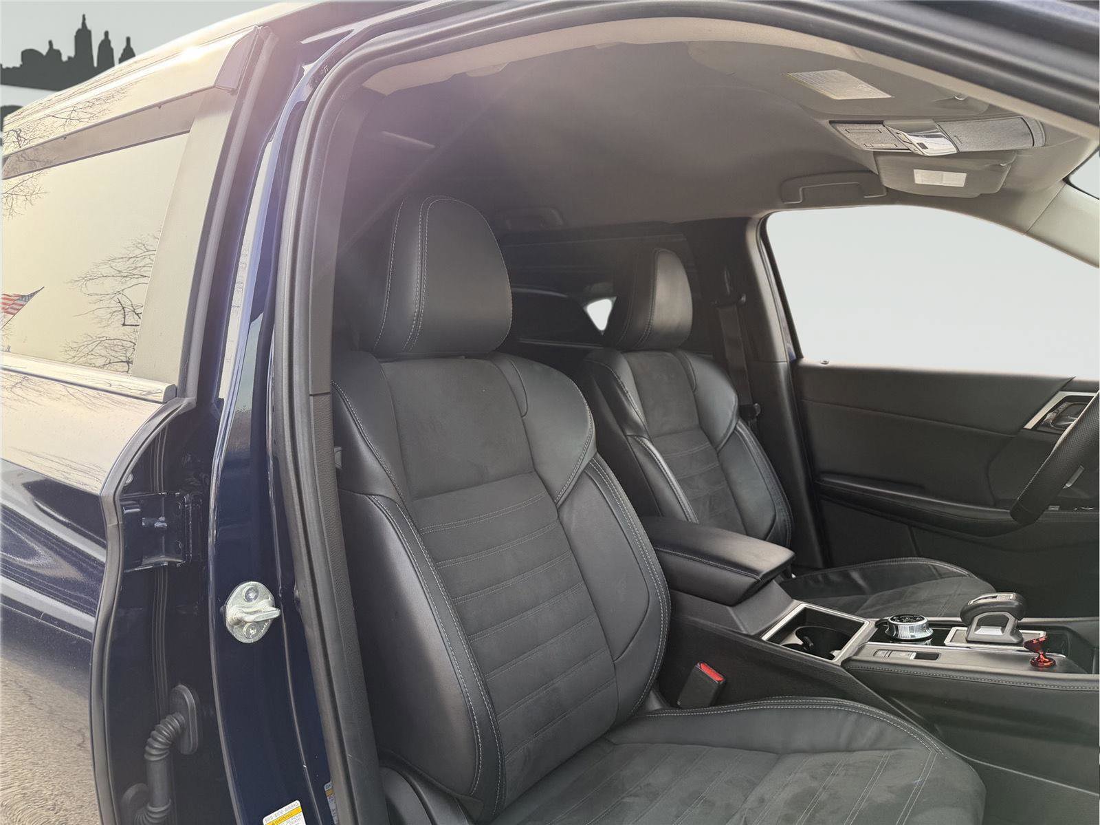 Used 2022 Mitsubishi Outlander SE image 33