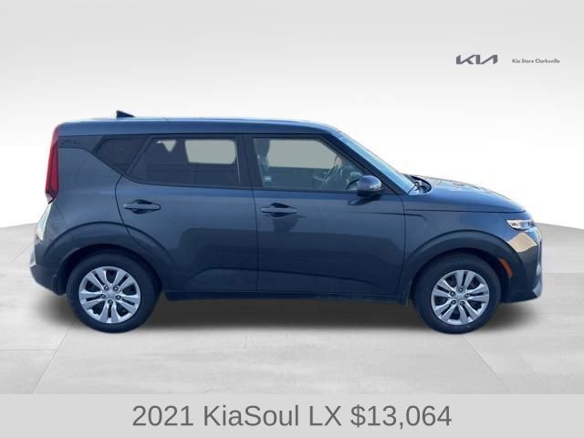 Used 2021 Kia Soul LX image 9