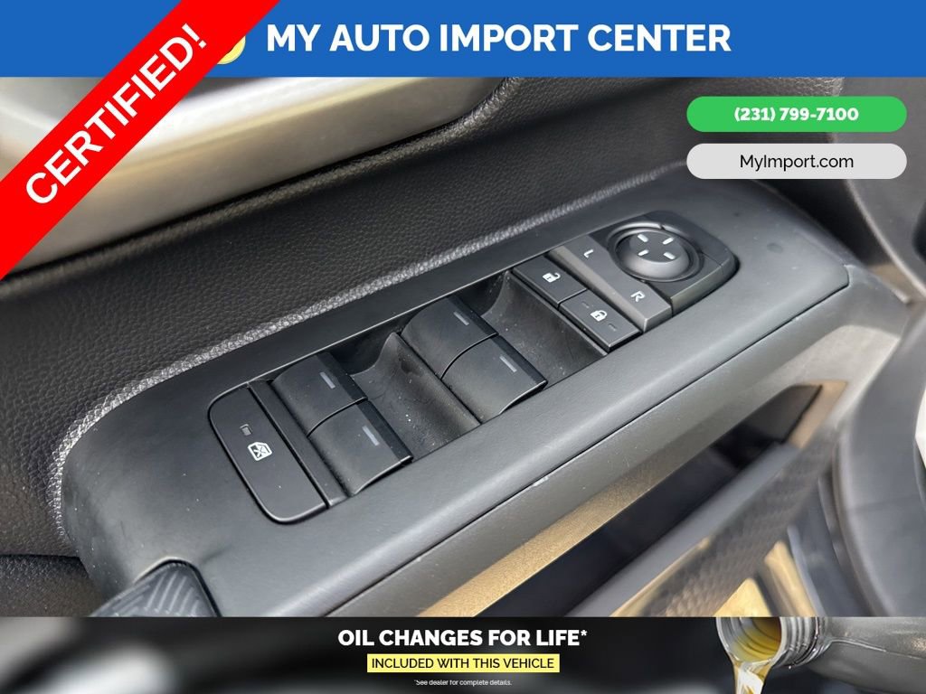 Used 2025 Toyota Tacoma TRD Sport image 11