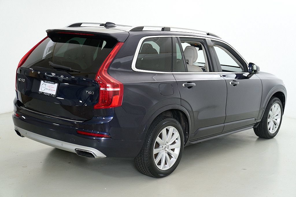 Used 2016 Volvo XC90 T6 Momentum w/ Momentum Plus Package AWD/4WD image 10