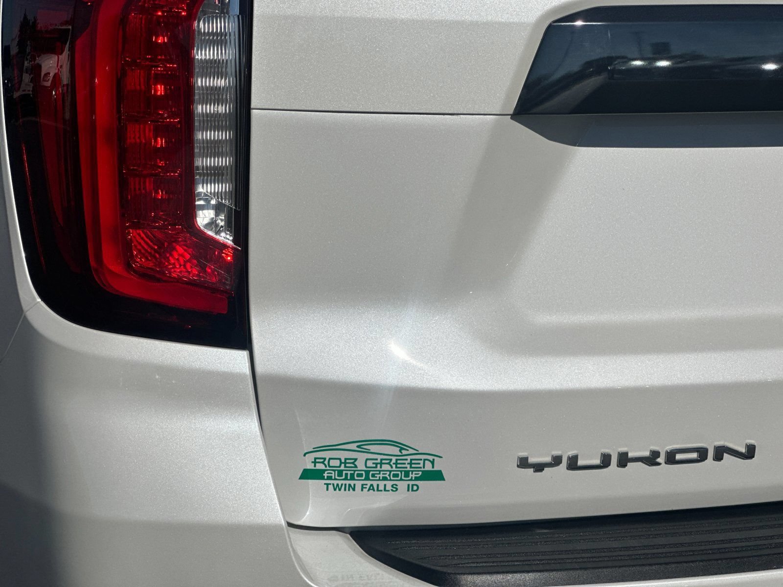 Used 2023 GMC Yukon Denali Ultimate AWD/4WD image 36