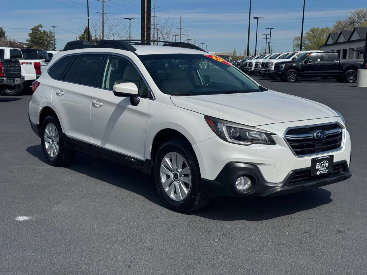 Used 2019 Subaru Outback 2.5i Premium AWD/4WD image 3