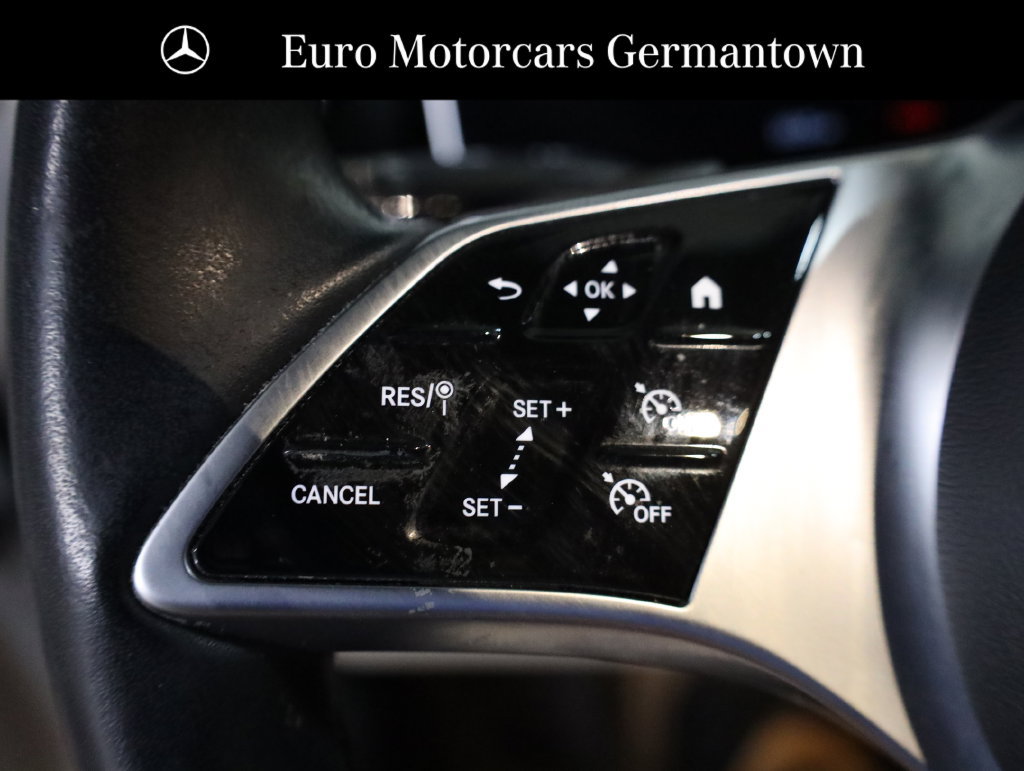Used 2023 Mercedes-Benz C 300 4MATIC Sedan image 12