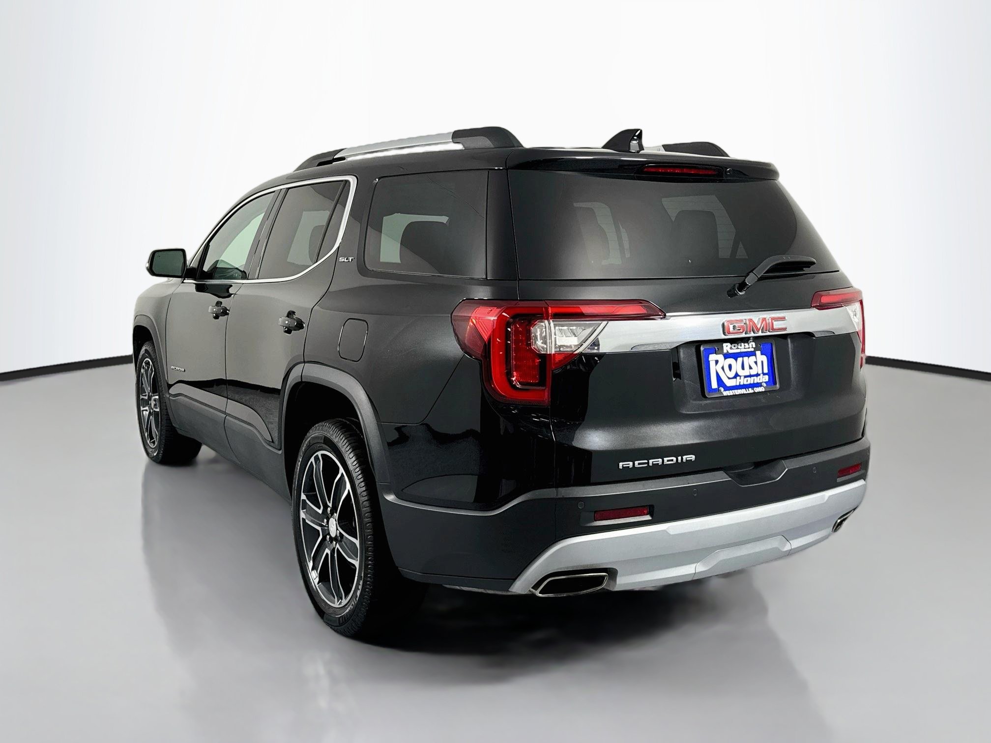 Used 2021 GMC Acadia SLT w/ Technology Package FWD image 7