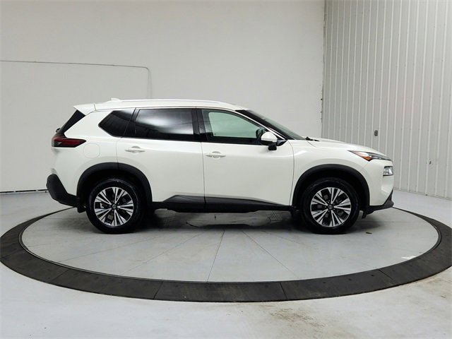 Used 2021 Nissan Rogue SV w/ Premium Package image 8