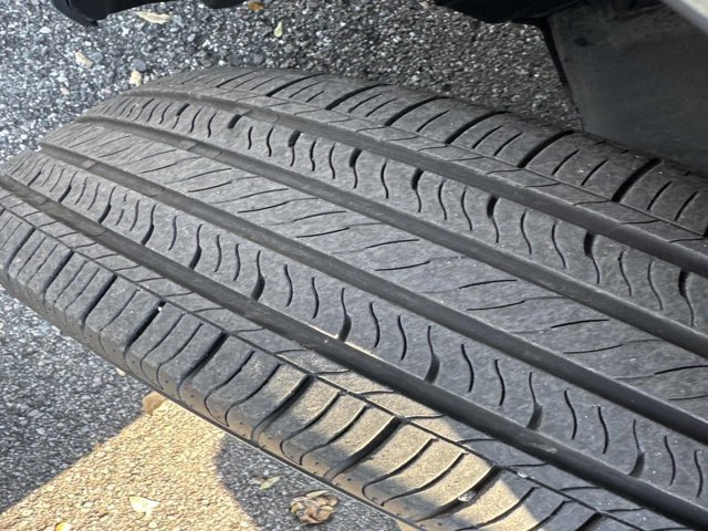 Used 2025 Toyota Camry LE image 28