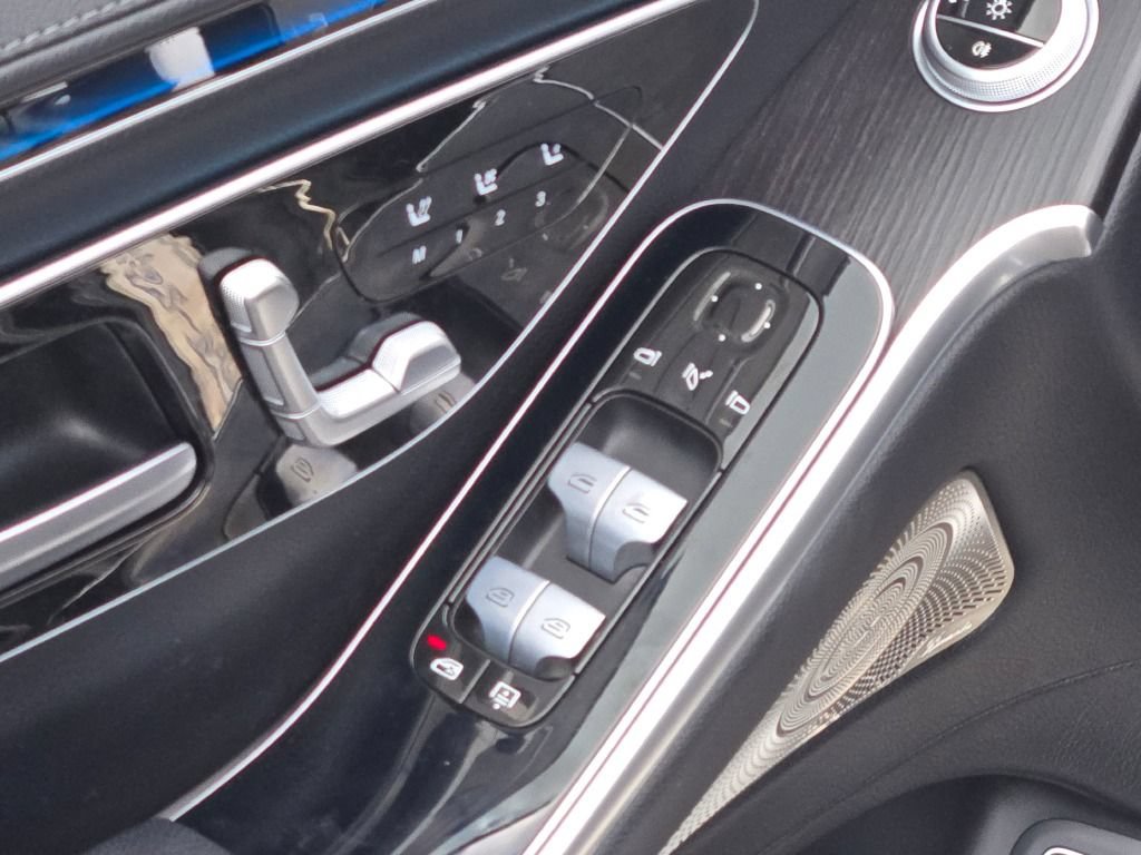Used 2022 Mercedes-Benz S 500 4MATIC image 29