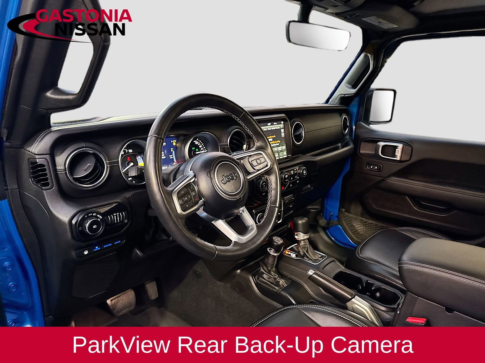 Used 2022 Jeep Wrangler Unlimited Sahara w/ Cold Weather Group image 11