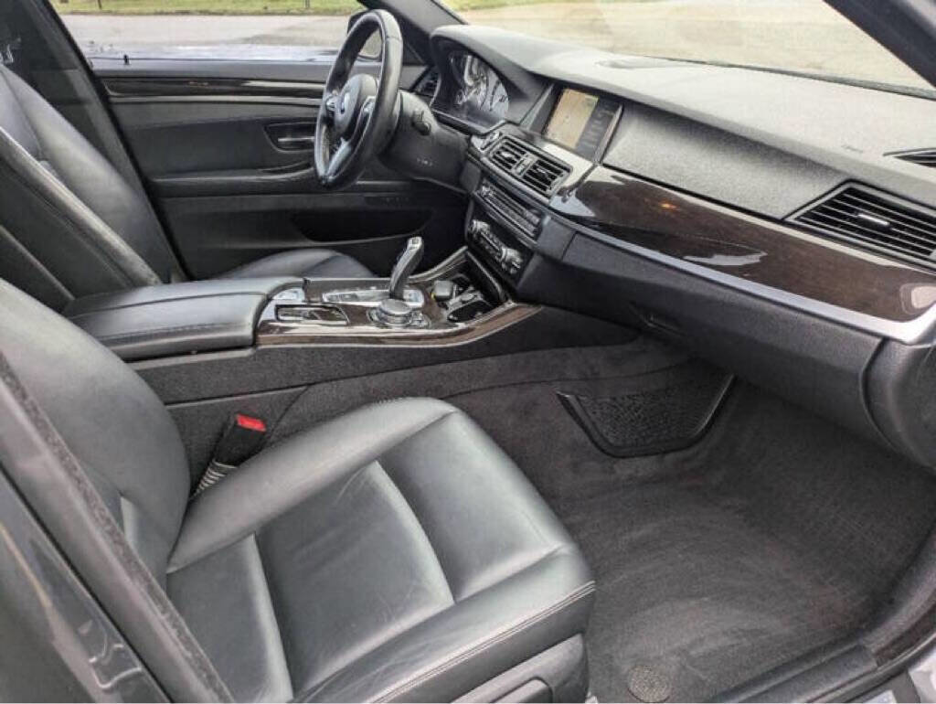 Used 2015 BMW 528i xDrive Sedan image 11