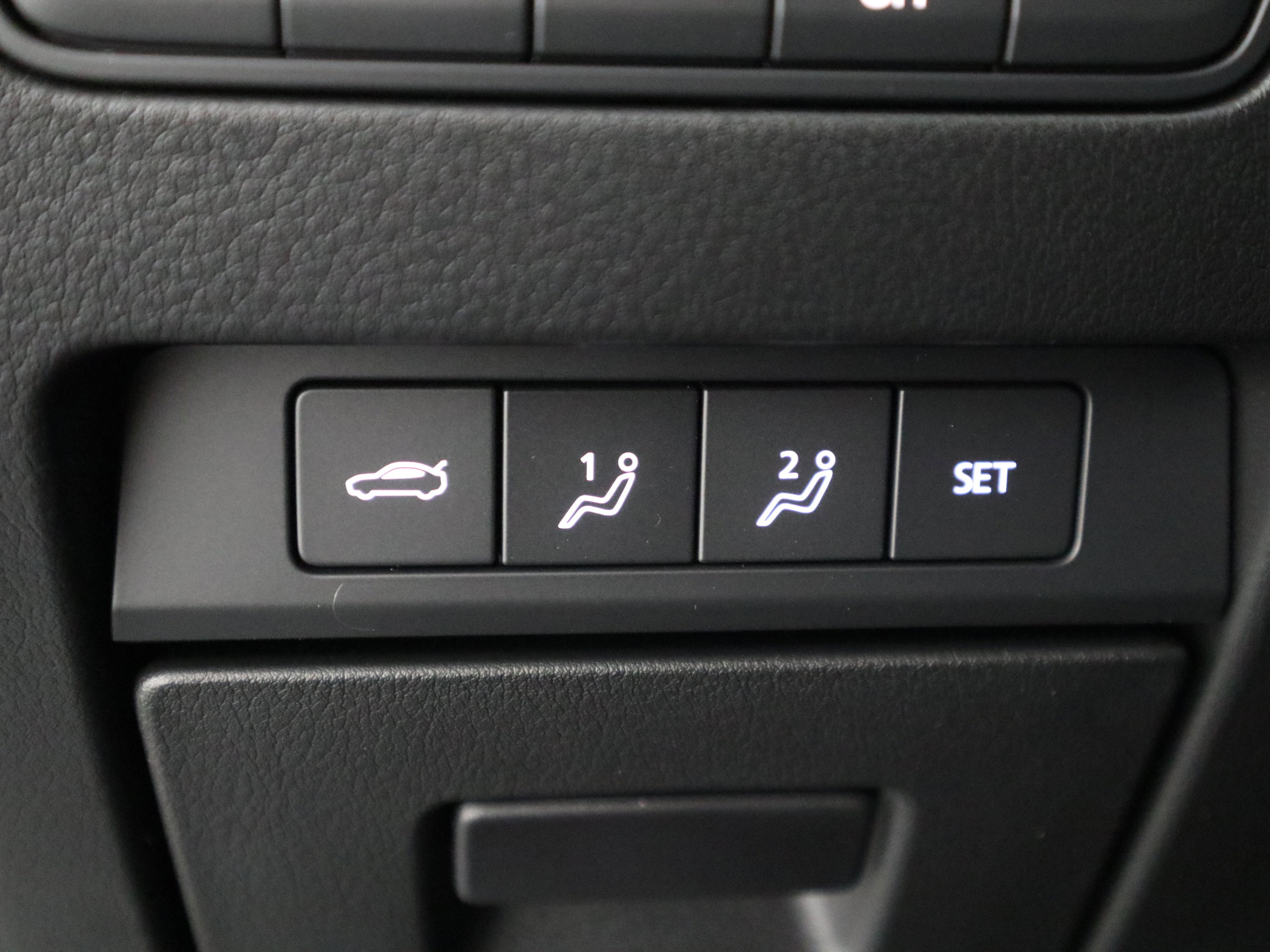 New 2026 MAZDA MAZDA3 2.5 S Sedan w/ Preferred Pkg image 28