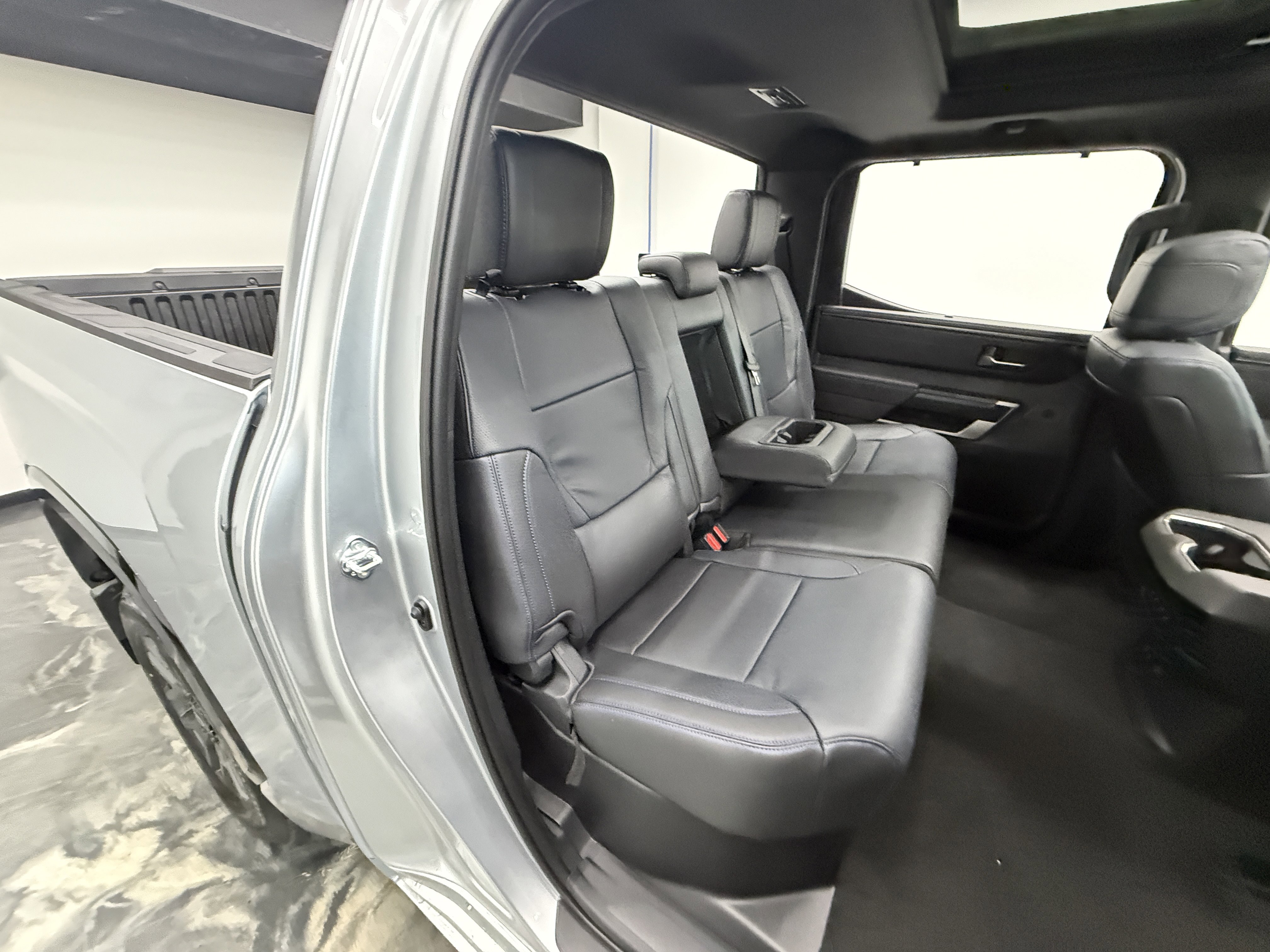 Used 2026 Toyota Tundra Platinum AWD/4WD image 22